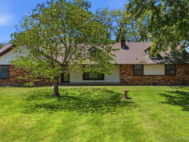 25566 S 4130 Drive , Claremore, OK 74019