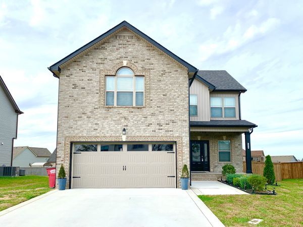 1376 Apple Blossom Rd, Clarksville, TN 37042