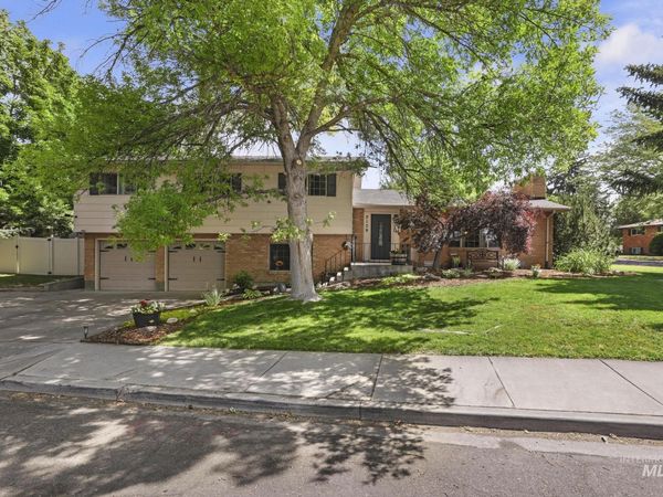 2139 Hillcrest Ln, Twin Falls, ID 83301
