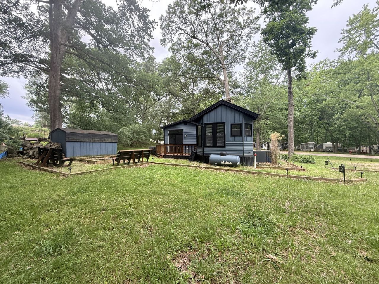 1/147 Woodhaven Lakes , Sublette, IL 61367