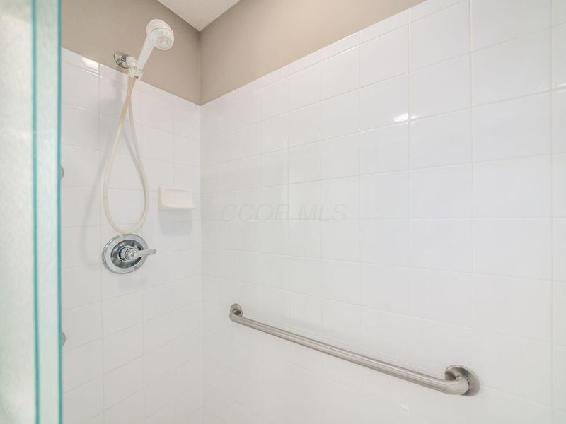 6244 Ardmore Way, Unit 1, Dublin, OH 43016 Photo 28
