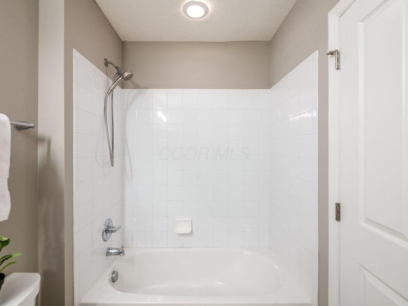 6244 Ardmore Way, Unit 1, Dublin, OH 43016 Photo 34