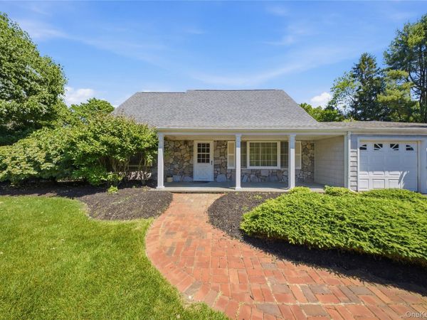 139 Sycamore Circle, Stony Brook, NY 11790