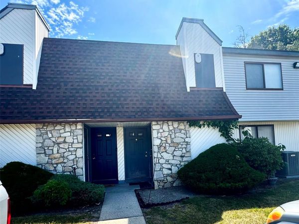 218 Pointe Circle , Unit 218, Coram, NY 11727