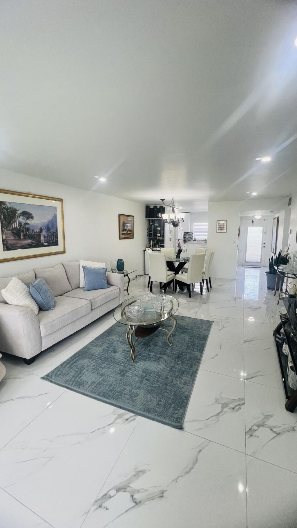 9330 S Sunrise Lakes Boulevard, Unit 304, Sunrise, FL 33322 Photo