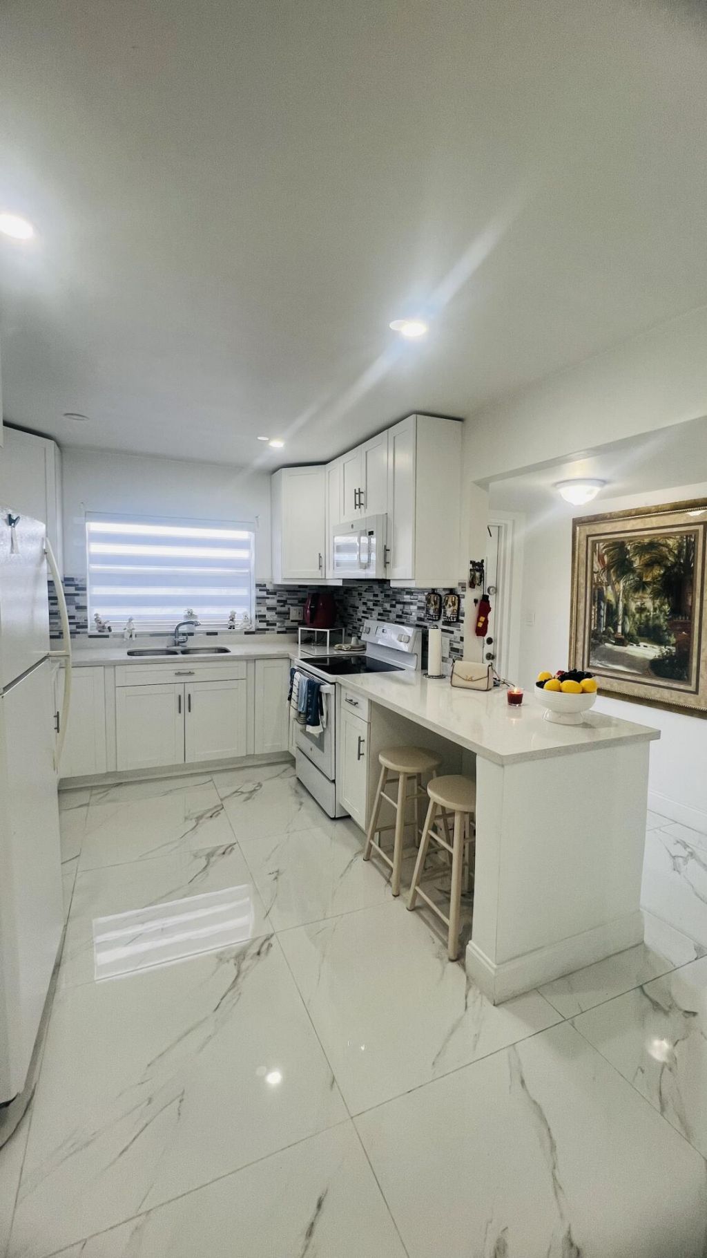 9330 S Sunrise Lakes Boulevard, Unit 304, Sunrise, FL 33322 Photo