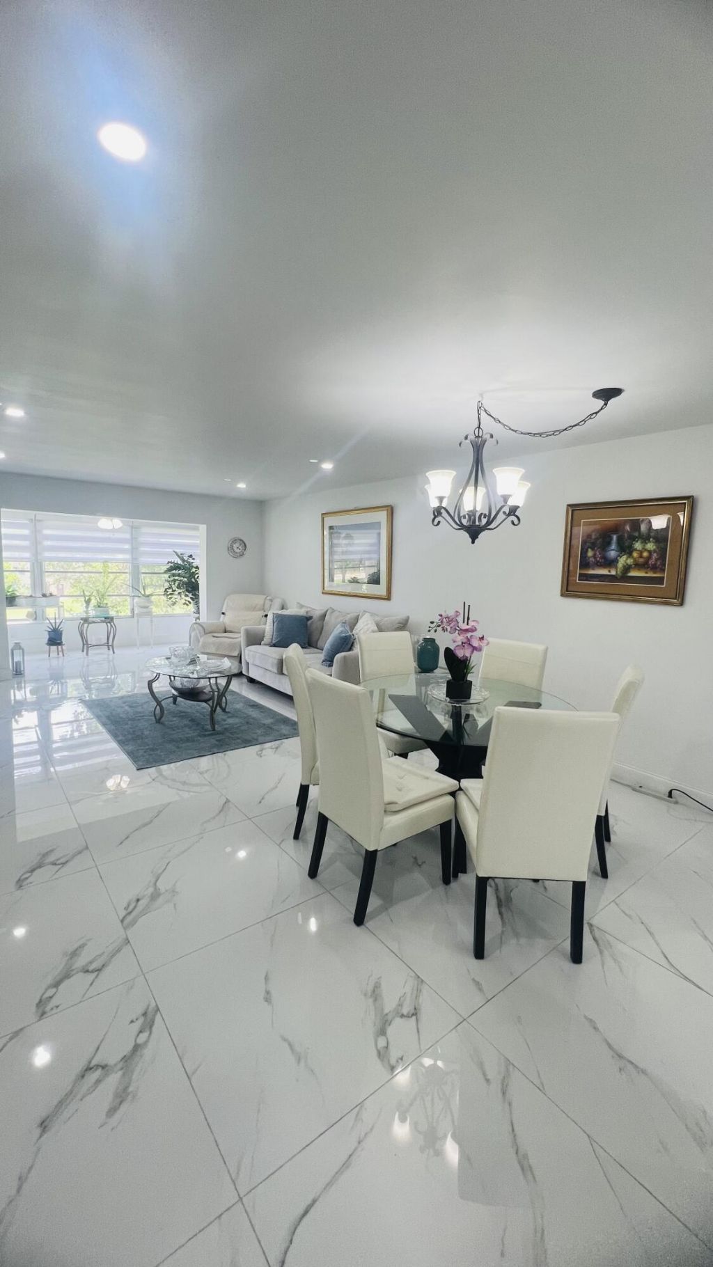 9330 S Sunrise Lakes Boulevard, Unit 304, Sunrise, FL 33322 Photo