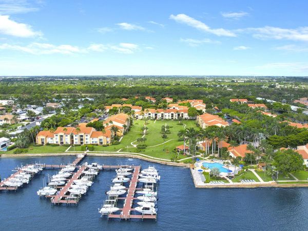 127 Yacht Club Way, Unit 101, Hypoluxo, FL 33462