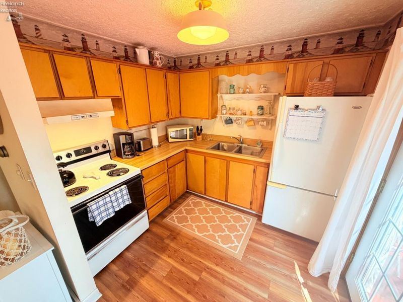 2497 S Oak Knoll Drive, Marblehead, OH 43440 Photo 15