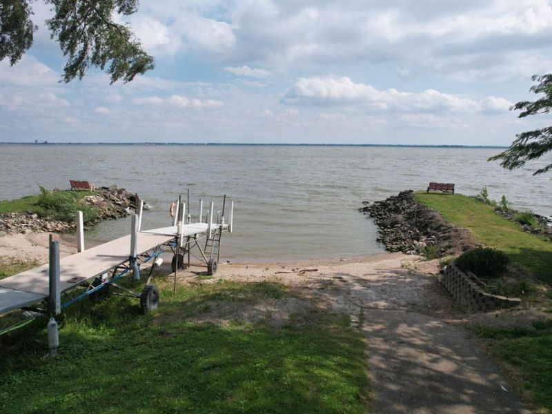 2497 S Oak Knoll Drive, Marblehead, OH 43440 Photo 8