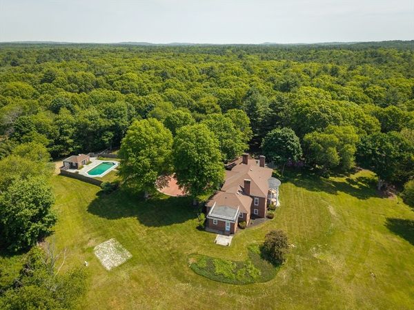159 Woodland Mead, Hamilton, MA 01982