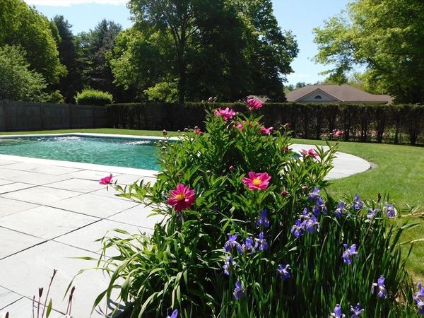 159 Woodland Mead, Hamilton, MA 01982