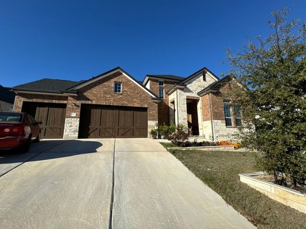 813 Palamos DR , Leander, TX 78641