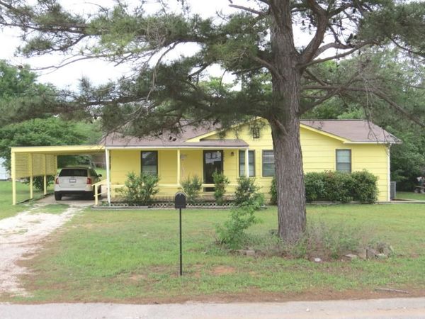 2614 Grace Ave , Rockdale, TX 76567
