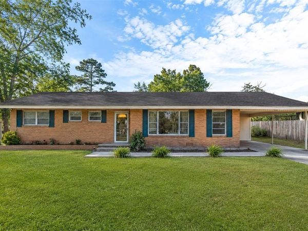 1100 Cedar Street , Teague, TX 75860