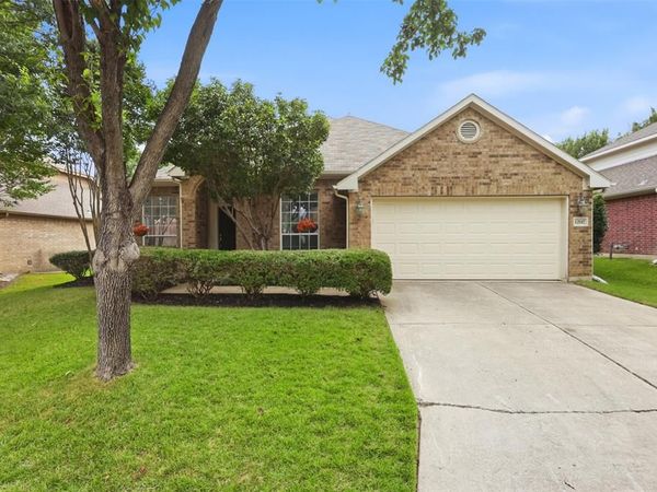 12117 Shadybrook Drive, Fort Worth, TX 76244