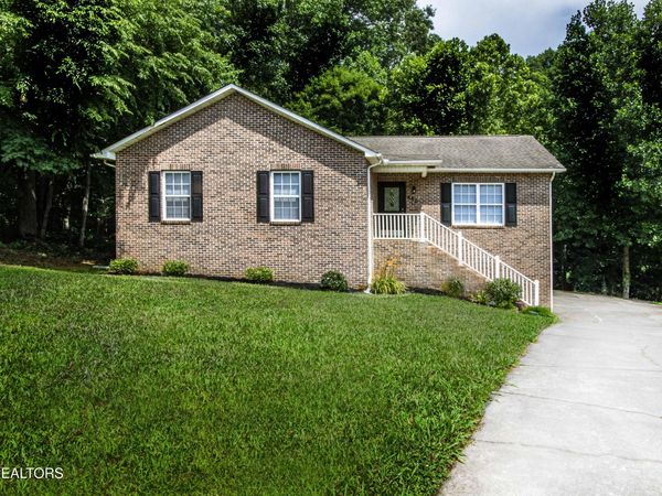 606 Liverpool Lane, Knoxville, TN 37920