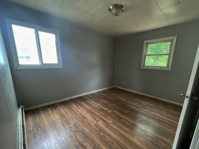 1091 S Hampton Road , Columbus, OH 43227 Photo 8