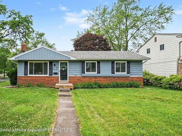 4822 Sylvester Avenue, Lansing, MI 48911