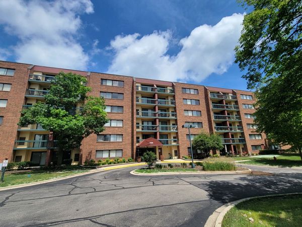 1800 Huntington Boulevard, Unit AE507, Hoffman Estates, IL 60169