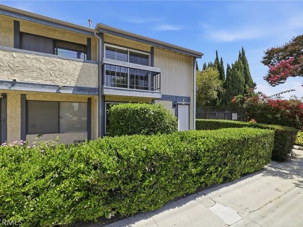 16717 Vanowen Street, Van Nuys, CA 91406