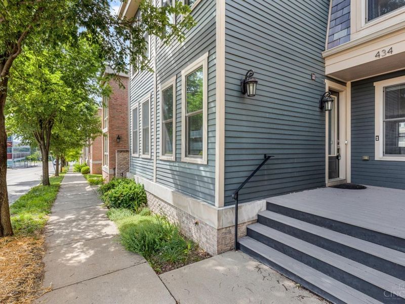 434 Northern Avenue, Cincinnati, OH 45229 Photo 2
