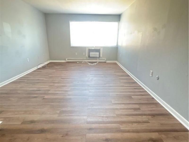423 Briarwood Avenue, Dayton, OH 45403 Photo 9
