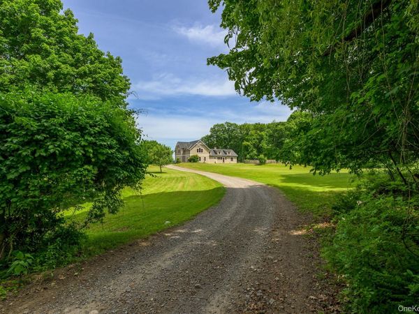 1530 River Road , West Coxsackie, NY 12124