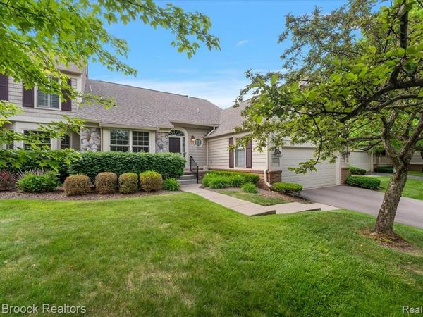 2478 WILDBROOK Run, Bloomfield Twp, MI 48304