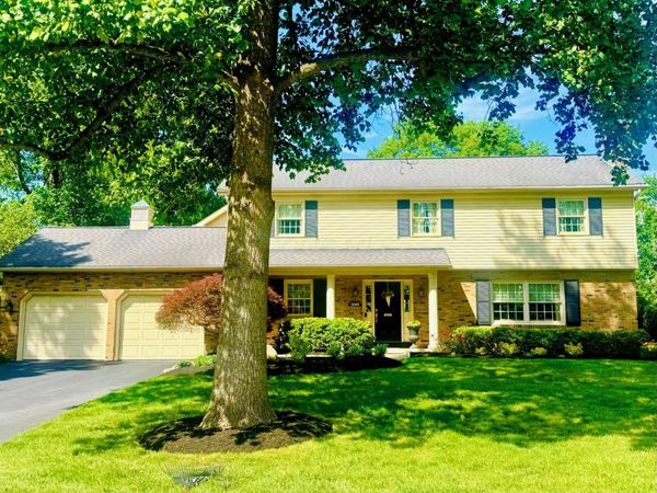 1990 Upper Chelsea Road, Upper Arlington, OH 43221