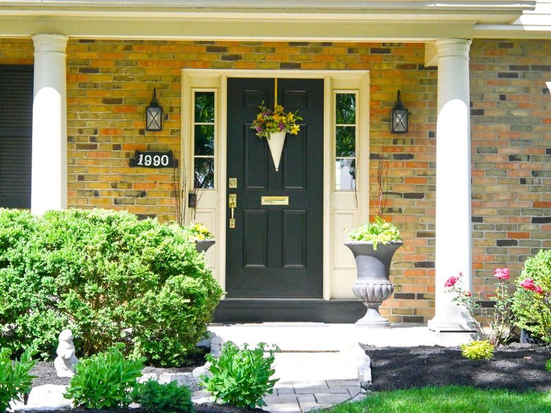 1990 Upper Chelsea Road, Upper Arlington, OH 43221 Photo 3