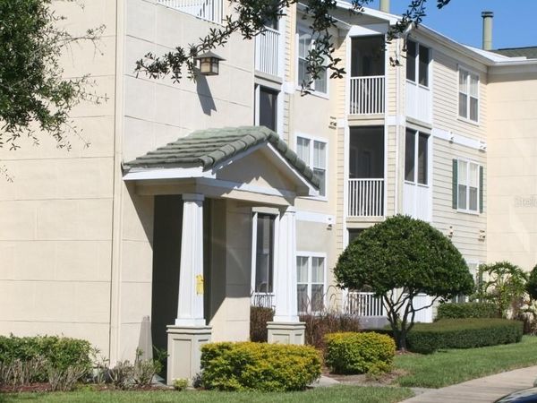 18501 BRIDLE CLUB DRIVE , Unit 18501, TAMPA, FL 33647