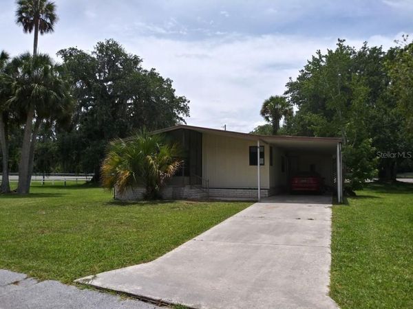 22 CANAL COURT , LAKE PANASOFFKEE, FL 33538