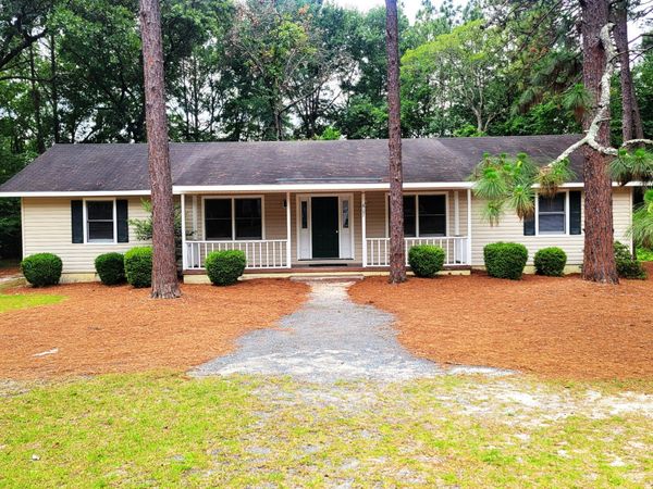 607 Longleaf Road, Unit A, Aberdeen, NC 28315