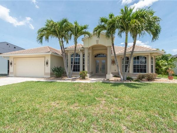 3725 SW 4th LN, CAPE CORAL, FL 33991