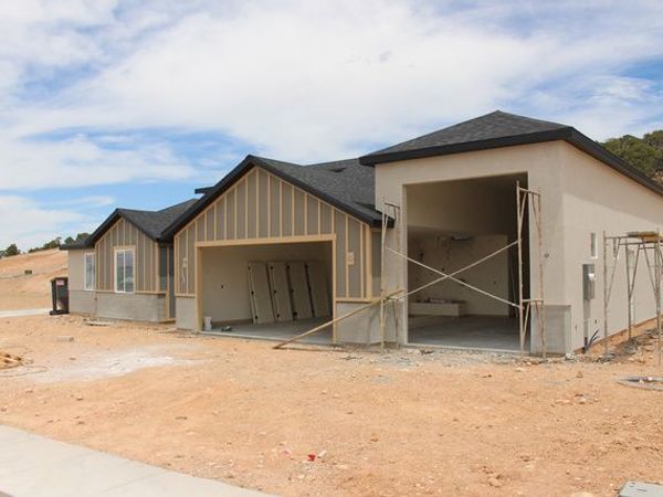 611 S RENZE ADAMS ST , Cedar City, UT 84721