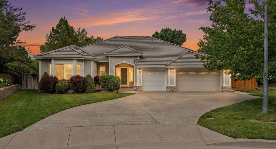 2048 St George Way, Carson City, NV 89703 Photo