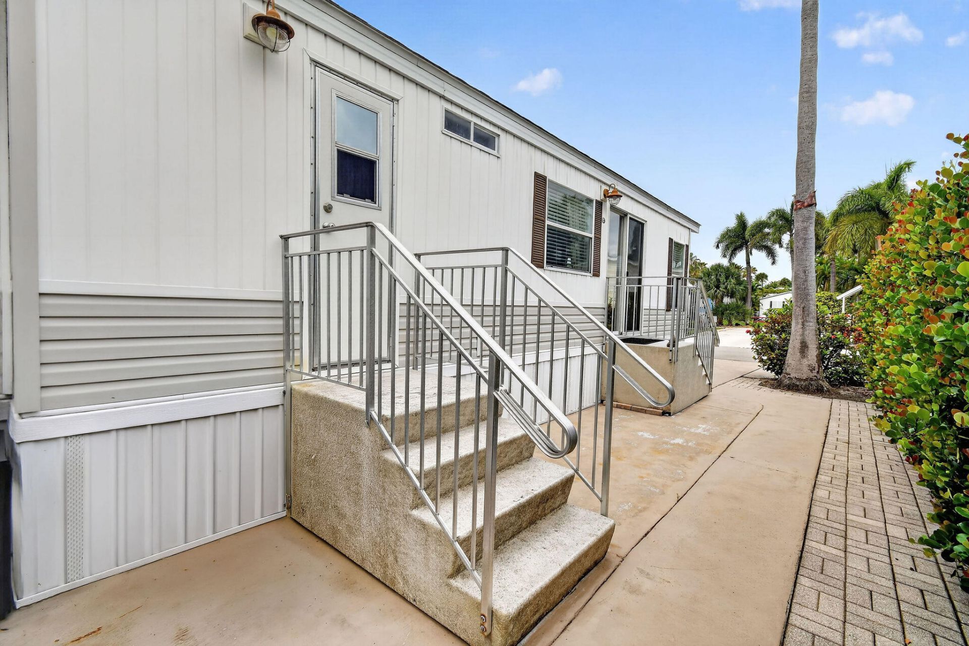 900 Juno Ocean Walk, Unit 2, Juno Beach, FL 33408 Photo