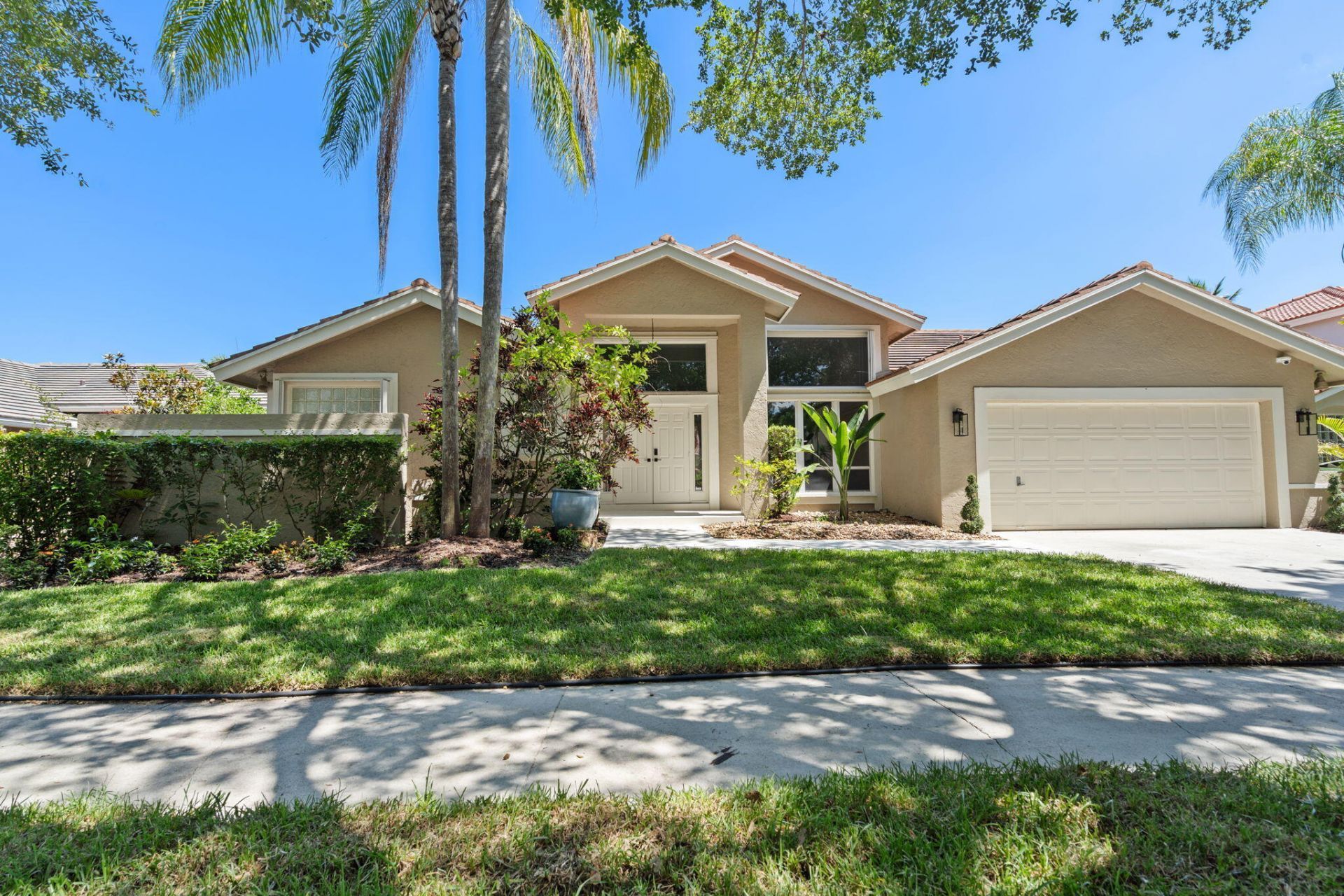 921 Lakewood Court, Weston, FL 33326 Photo