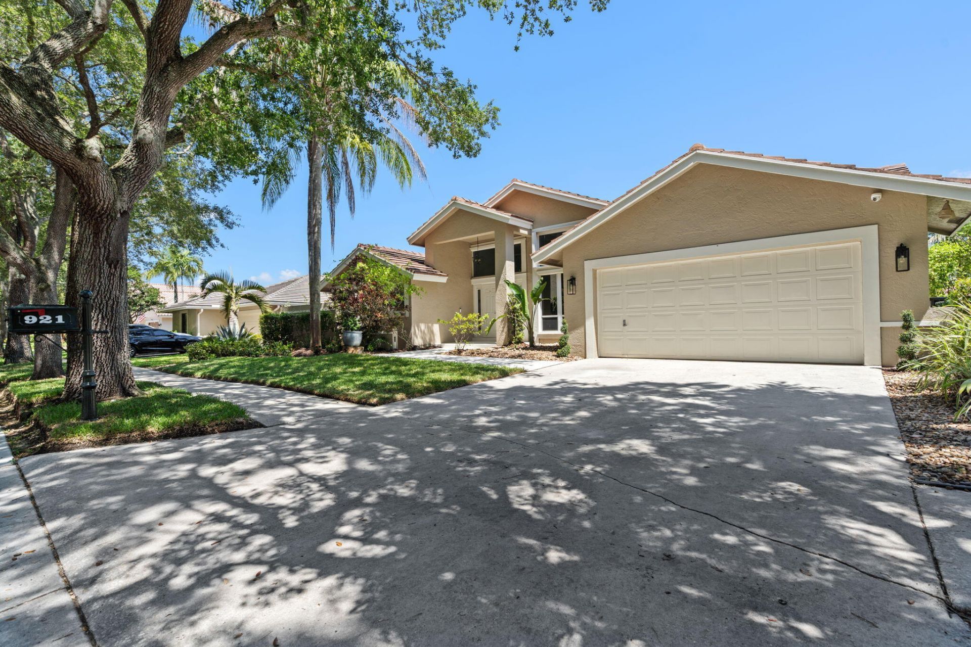 921 Lakewood Court, Weston, FL 33326 Photo