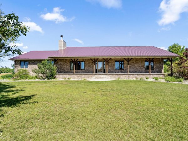 1802 N Ewing Street , Seymour, IN 47274