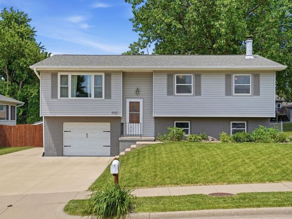 1955 Lagen Street, Dubuque, IA 52002