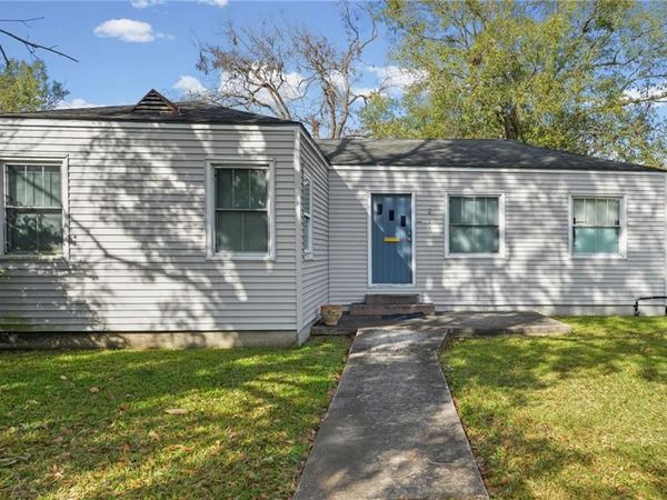 915 ISBELL Street , Gretna, LA 70053