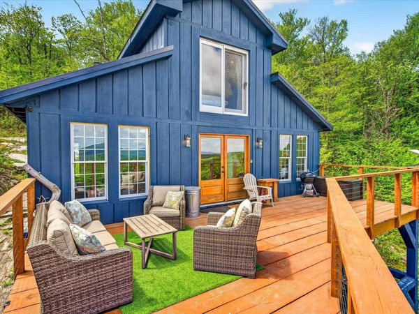 680 Government Road, Mount Holly, VT 05758
