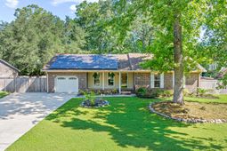 29 Hillcreek Boulevard photo 4