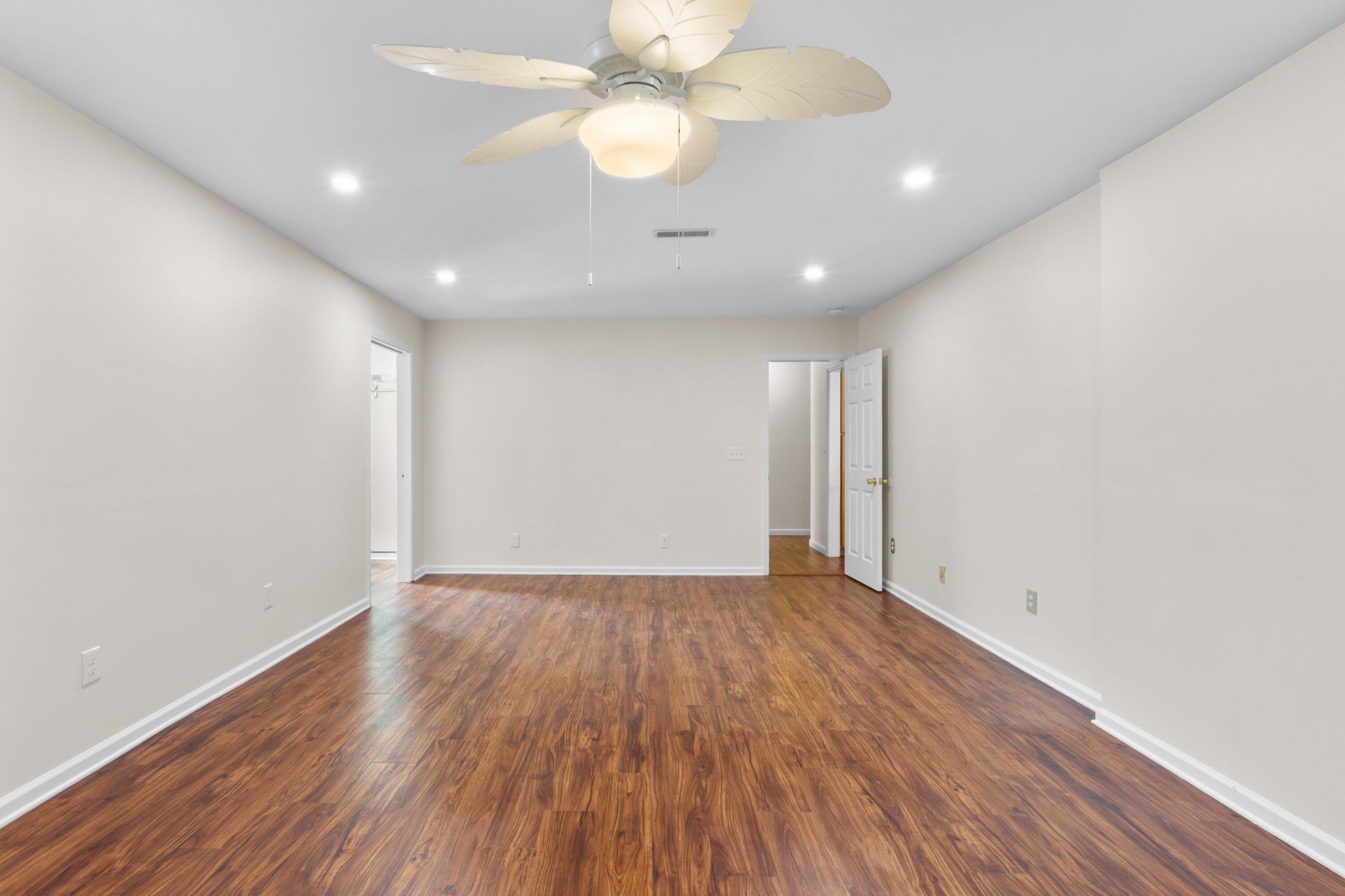 29 Hillcreek Boulevard Photo 22