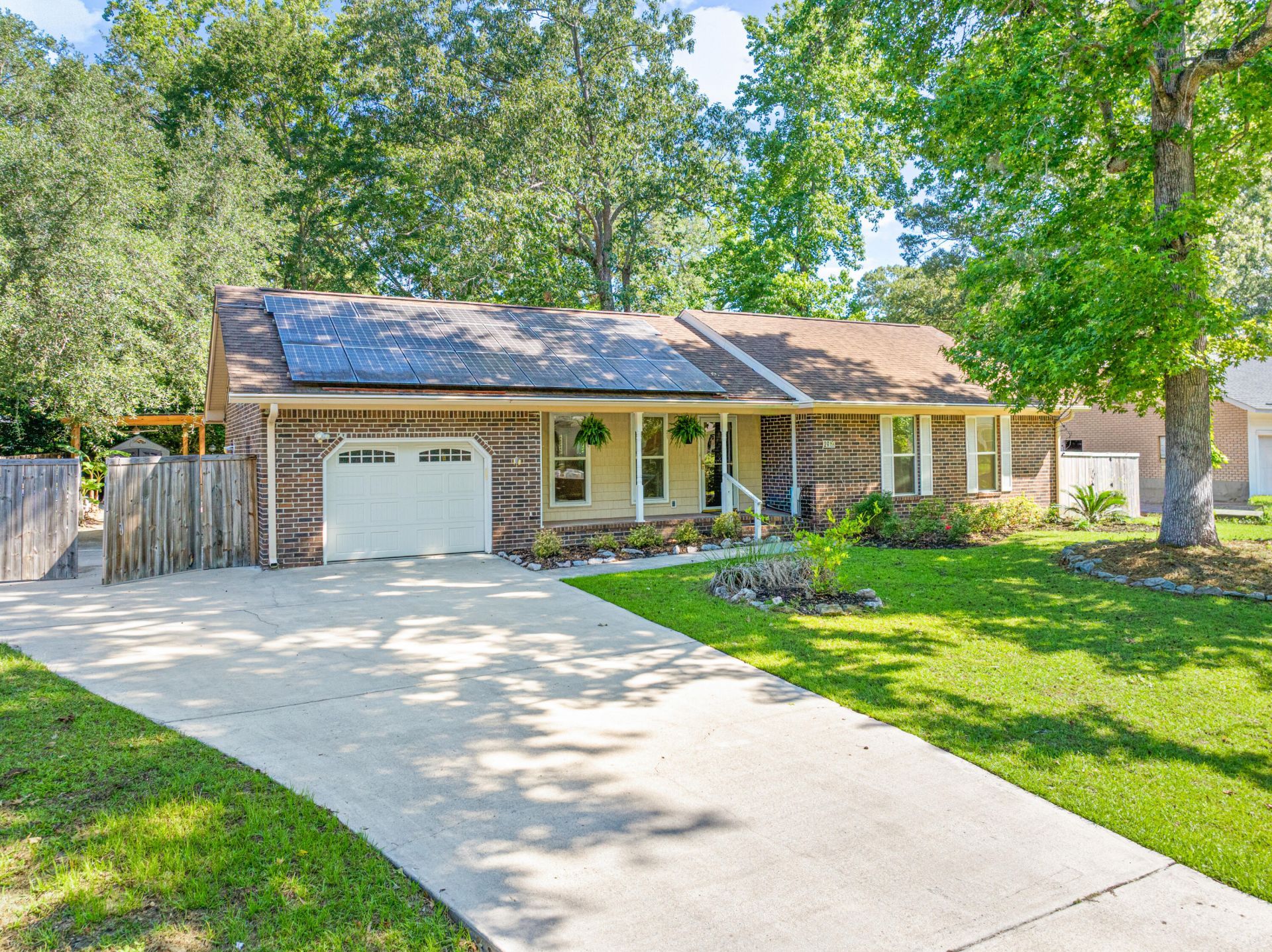 29 Hillcreek Boulevard Photo 4
