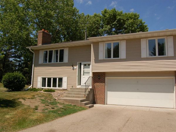 1693 Covington Lane , Eagan, MN 55122