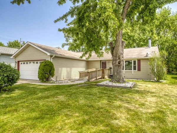7107 Lindberg Avenue , Hammond, IN 46323