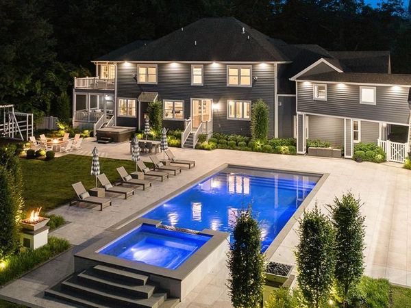 49 North Avenue, MONTVALE, NJ 07645